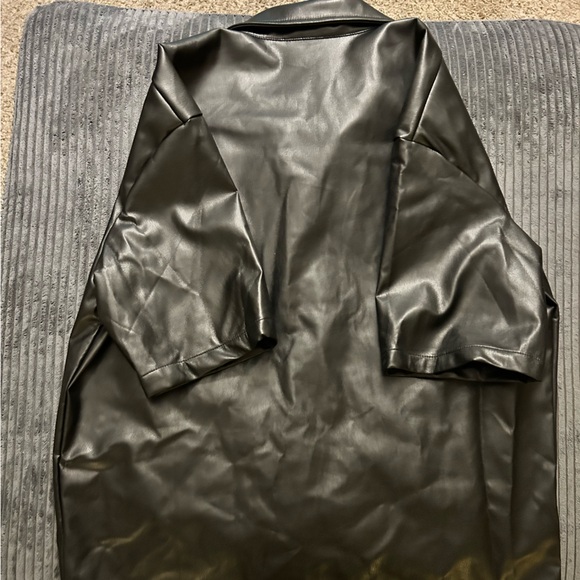 Black Faux Leather Outfit - Picture 2 of 4